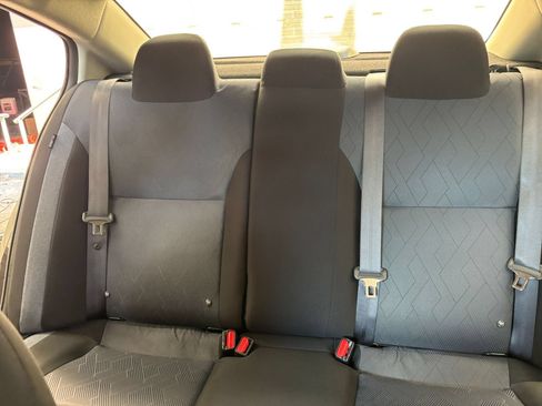Used 2025 Nissan Versa SV FWD image 36