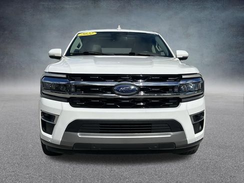 Used 2022 Ford Expedition Limited image 2