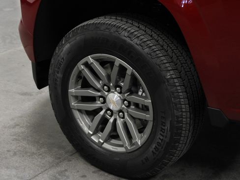 New 2025 Chevrolet Colorado LT w/ LT Convenience Package image 10