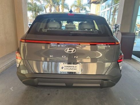 New 2026 Hyundai Kona SE image 25