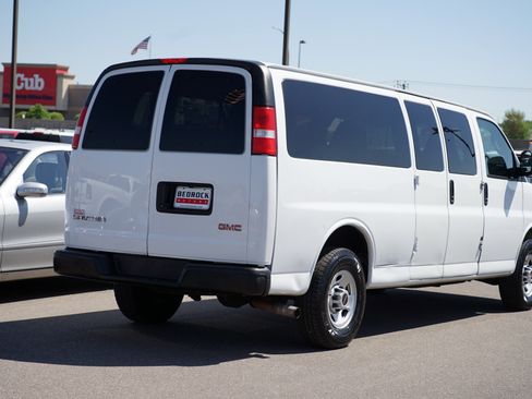 Used 2020 GMC Savana 3500 LS image 3