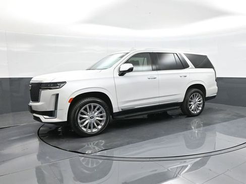 Used 2021 Cadillac Escalade Premium Luxury image 1
