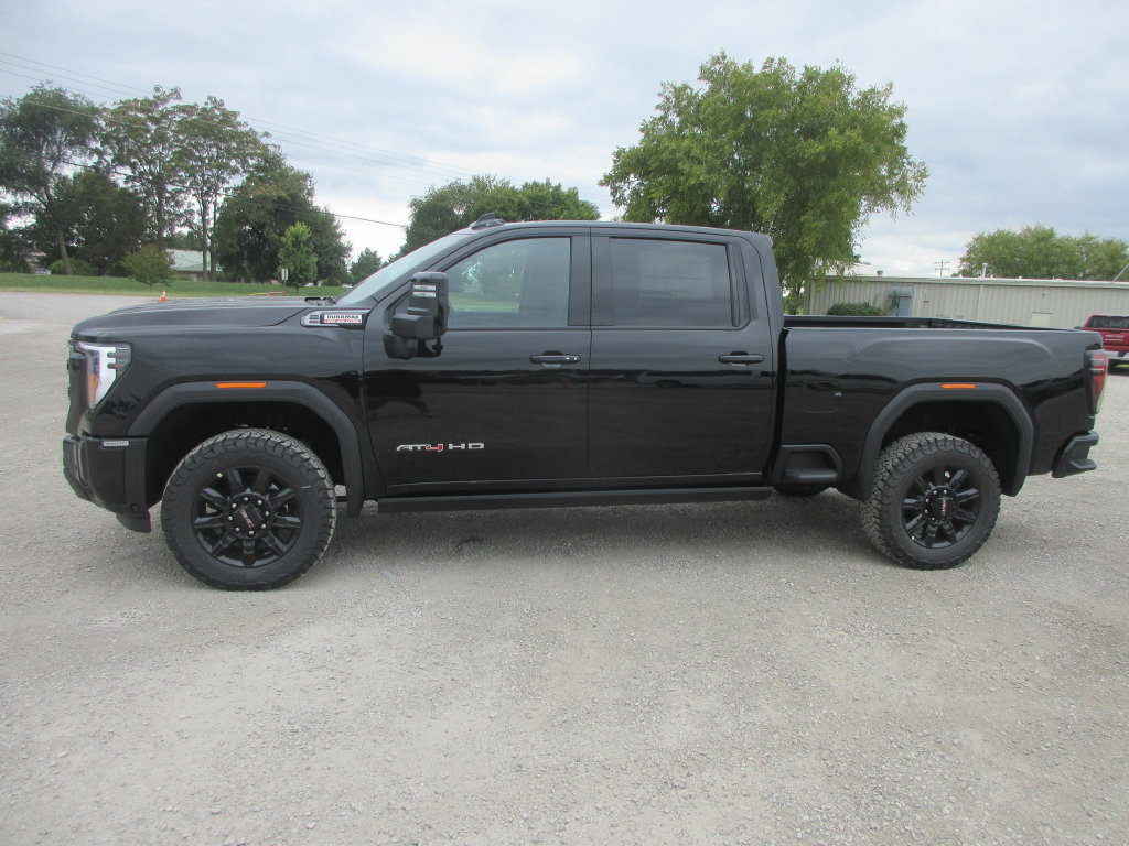 New 2026 GMC Sierra 3500 AT4 w/ AT4 Premium Plus Package AWD/4WD image 10
