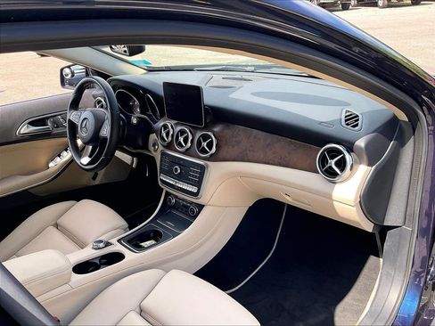 Used 2018 Mercedes-Benz GLA 250 4MATIC image 14