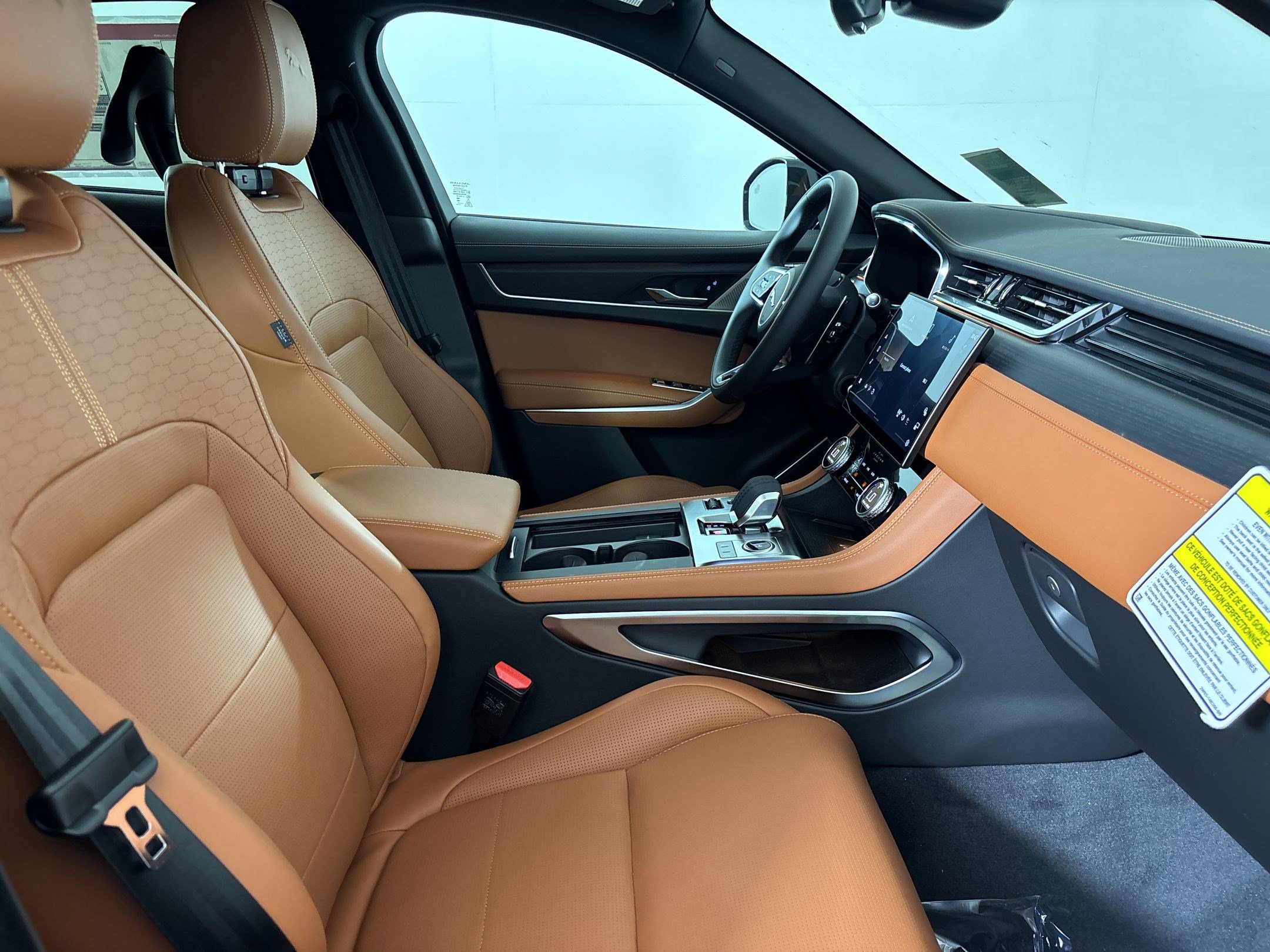 New 2026 Jaguar F-PACE R-Dynamic S AWD/4WD image 23