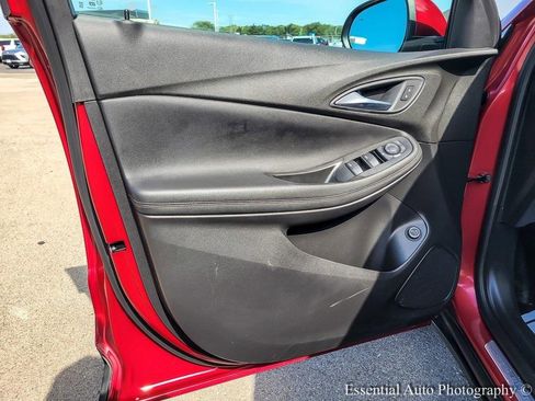 Used 2021 Buick Encore GX Select image 18