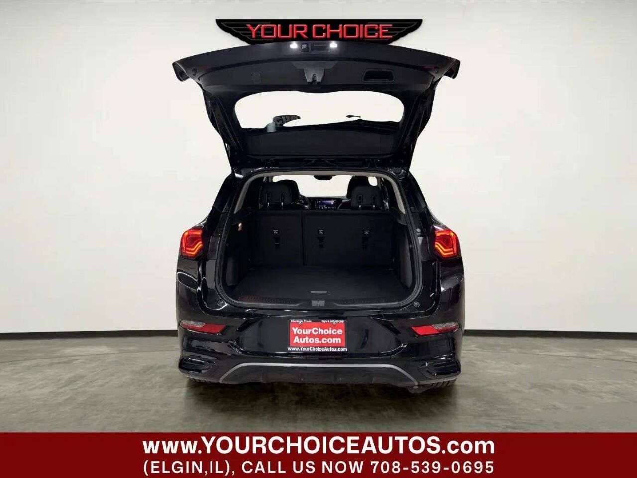 Used 2026 Buick Encore GX Sport Touring w/ Comfort Package AWD/4WD image 5