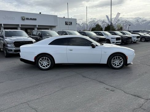 New 2025 Dodge Charger R/T w/ Quick Order Package 25M R/T image 4