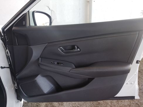 Used 2024 Nissan Sentra S FWD image 11