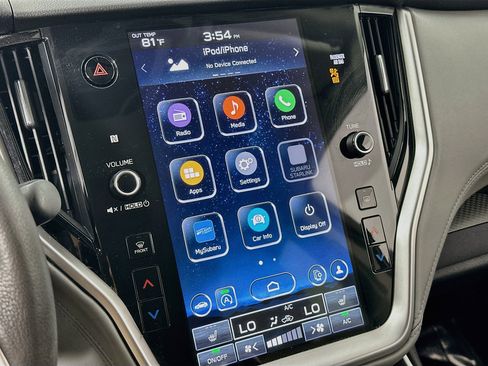 Used 2024 Subaru Outback Premium image 14