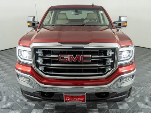Used 2018 GMC Sierra 1500 SLT w/ Max Trailering Package AWD/4WD image 2