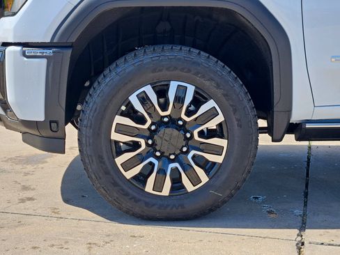 New 2026 GMC Sierra 2500 Denali Ultimate AWD/4WD image 7