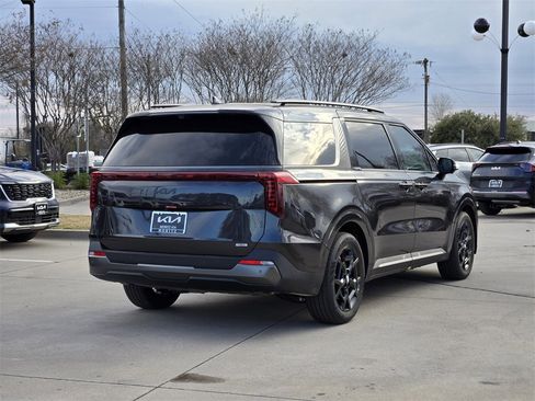 New 2026 Kia Carnival SX Prestige image 4