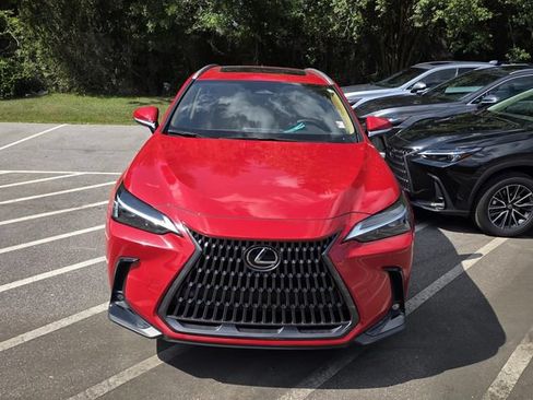 Used 2025 Lexus NX 250 FWD w/ Accessory Package (Z1) image 2