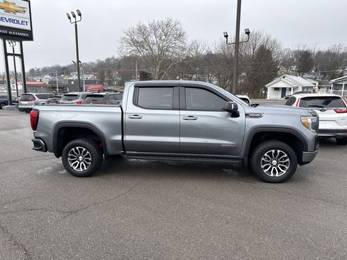 Used 2021 GMC Sierra 1500 AT4 w/ AT4 Premium Package image 2
