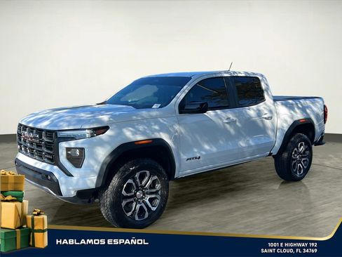 Certified 2024 GMC Canyon AT4 w/ AT4 Premium Package image 2