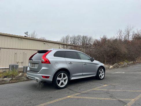 Used 2012 Volvo XC60 T6 R-Design image 34