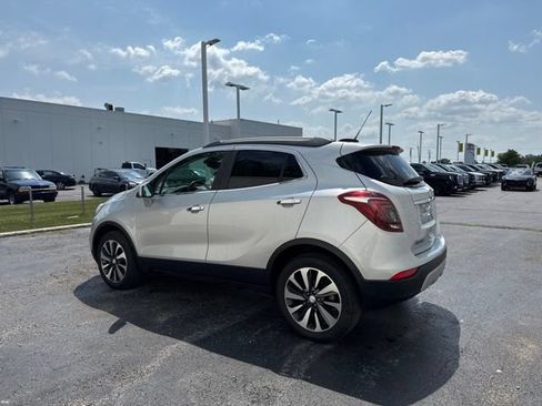 Used 2021 Buick Encore Preferred AWD/4WD image 4