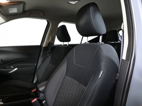 Used 2023 Nissan Kicks SV FWD image 5