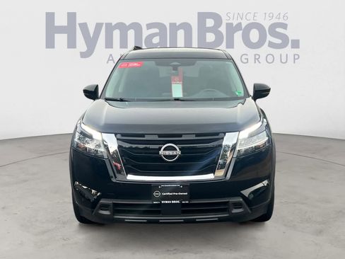 Certified 2022 Nissan Pathfinder SV w/ Cargo Package image 9