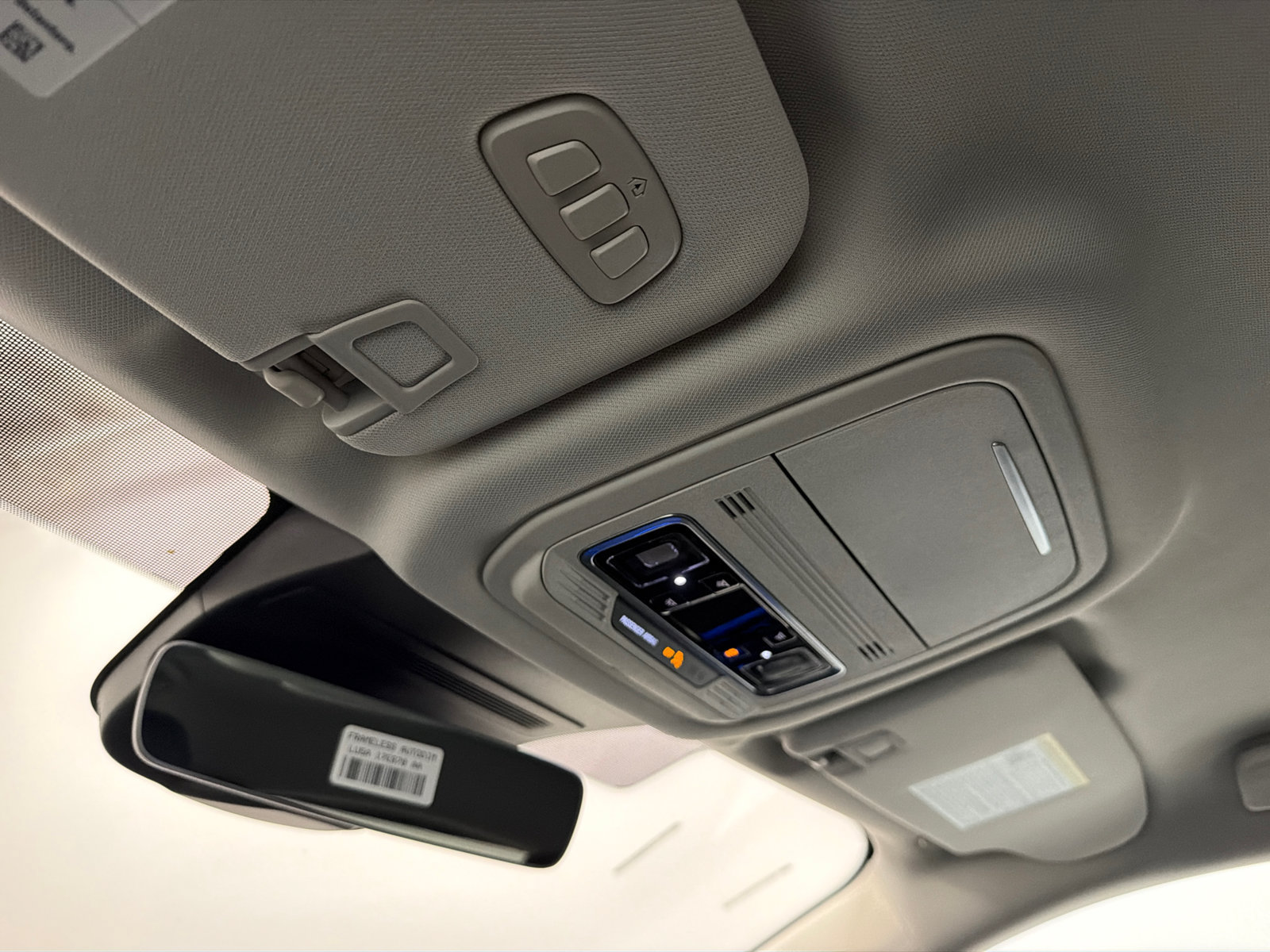 New 2026 Lincoln Nautilus Premier AWD/4WD image 32