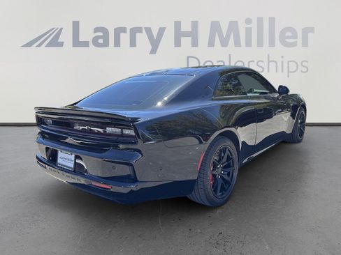 Used 2024 Dodge Charger Scat Pack w/ Plus Group image 8