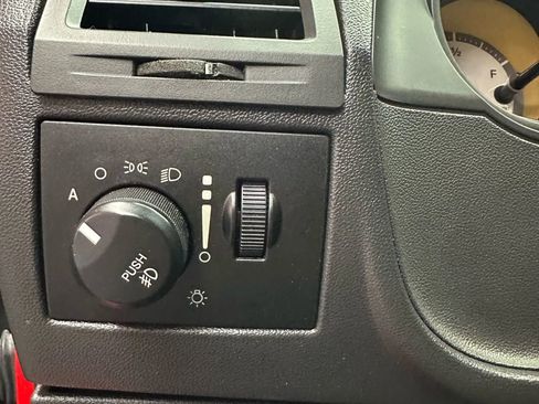 Used 2010 Dodge Challenger R/T image 13