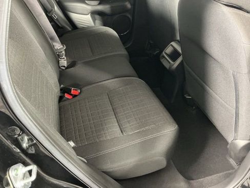 Used 2023 Honda HR-V LX image 12