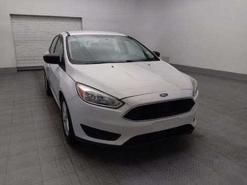 Used 2018 Ford Focus SE FWD image 14