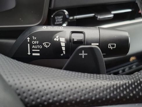 Used 2022 Mitsubishi Outlander SE image 16