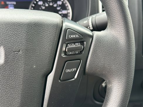 Certified 2022 Nissan Frontier SV image 26