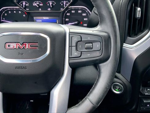 Used 2020 GMC Sierra 1500 SLT image 24