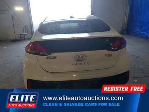 Used 2017 Hyundai Ioniq Blue image 11