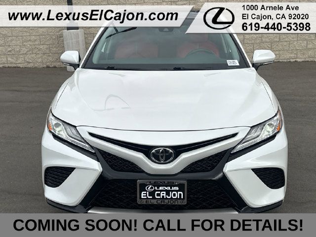 Used 2020 Toyota Camry XSE w/ Blackout Package FWD image 3