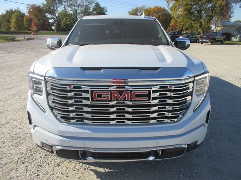 New 2026 GMC Sierra 1500 Denali w/ Denali Reserve Package image 12
