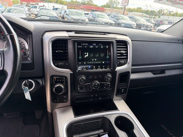 Used 2018 RAM 1500 Classic SLT w/ SLT Plus D←cor Group AWD/4WD image 6