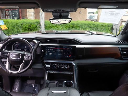 Used 2024 GMC Sierra 2500 Denali w/ Denali Reserve Package image 31