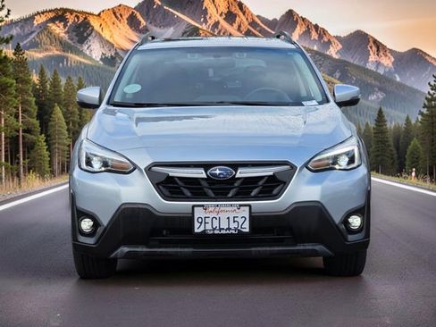 Certified 2023 Subaru Crosstrek 2.5i Limited w/ Moonroof Package AWD/4WD image 3