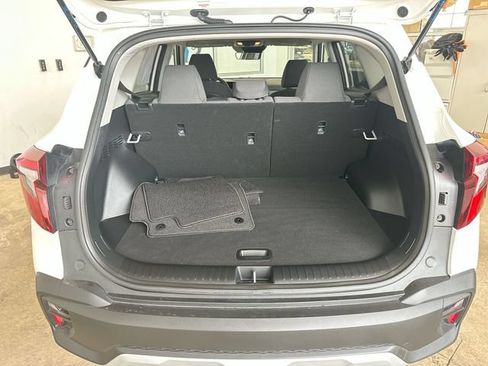 Certified 2026 Kia Seltos LX FWD image 21