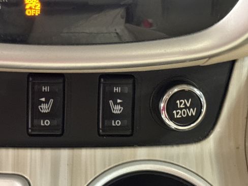 Used 2015 Nissan Murano SL FWD image 16