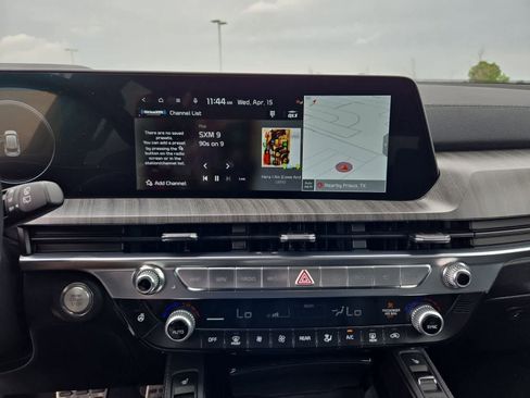 Used 2025 Kia Telluride SX image 27