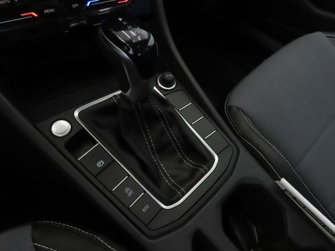 New 2026 Volkswagen Jetta SE image 17