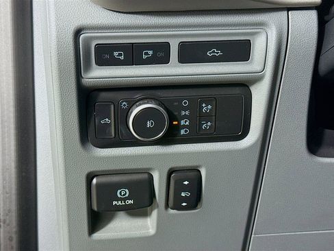 Used 2021 Ford F150 XLT w/ Equipment Group 302A High image 10