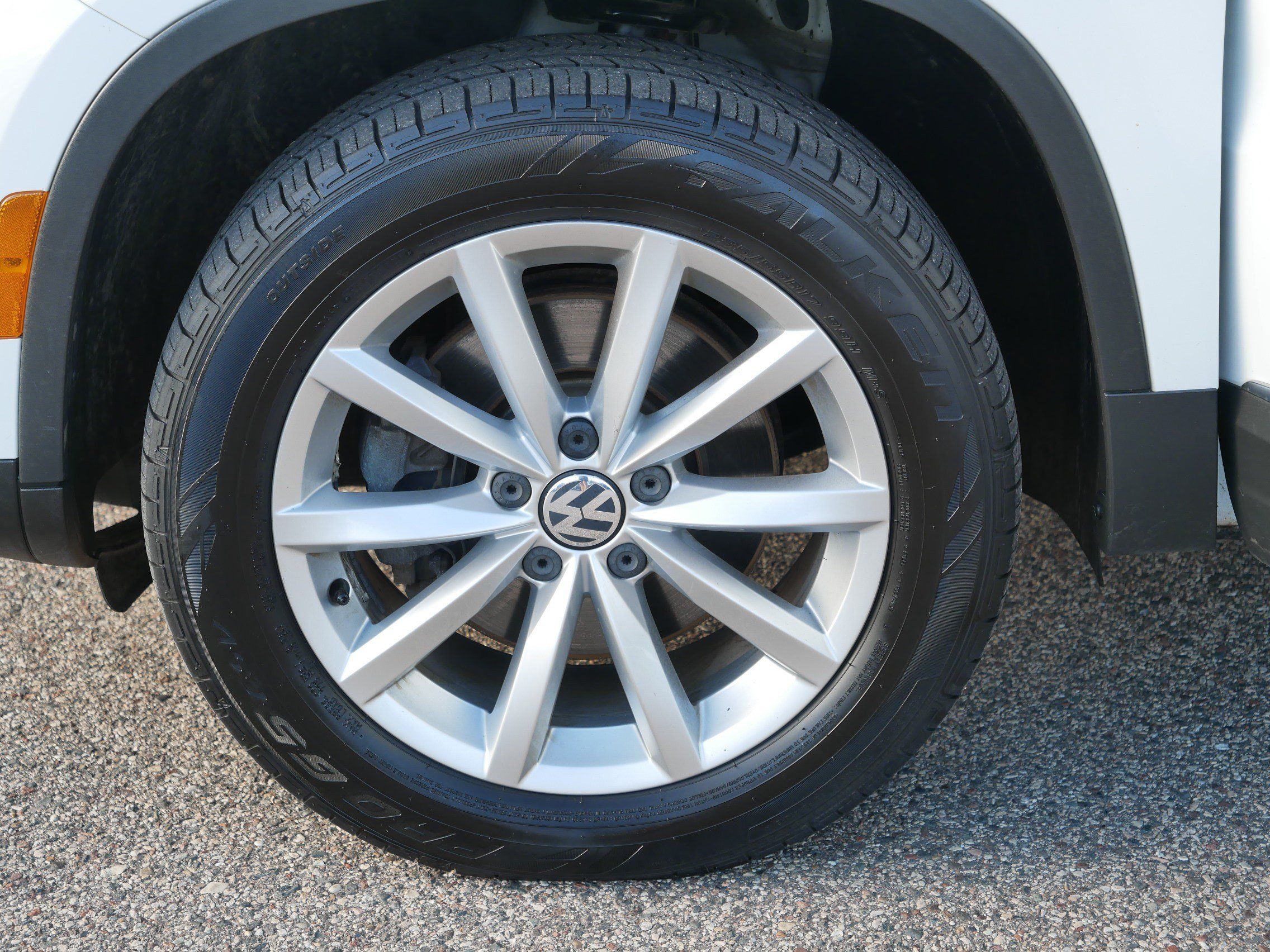Used 2017 Volkswagen Tiguan Wolfsburg Edition FWD image 15