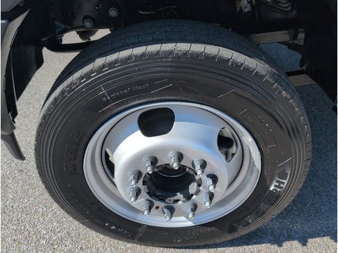 New 2026 RAM 4500 Tradesman w/ Chrome Appearance Group image 9