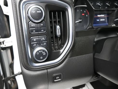 Used 2021 GMC Sierra 1500 Elevation w/ X31 Off-Road Package AWD/4WD image 11