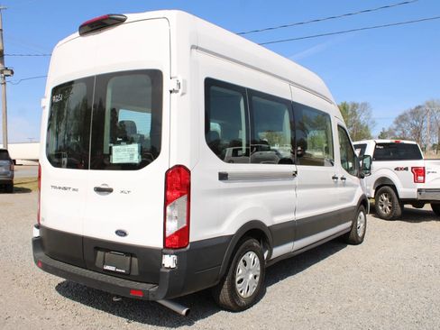 Used 2022 Ford Transit 350 XLT image 9