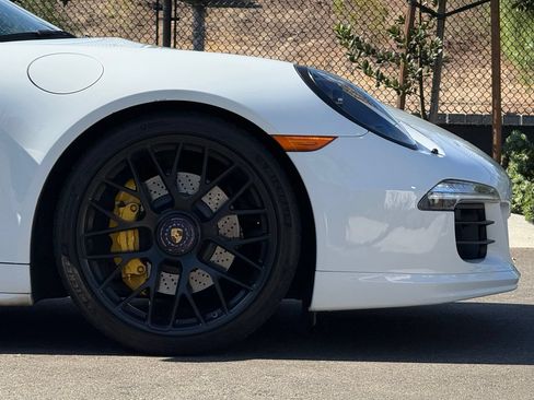 Certified 2016 Porsche 911 Carrera GTS RWD image 13