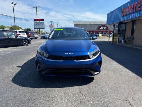 Used 2024 Kia Forte LXS image 6