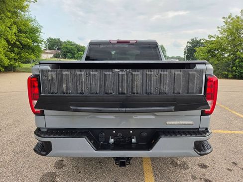 Used 2024 GMC Sierra 1500 Elevation AWD/4WD image 8